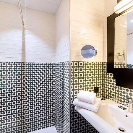 Hotel Western Journel Paris Sud 3*