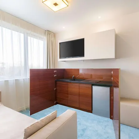 Western Journel Paris Sud فندق 3*
